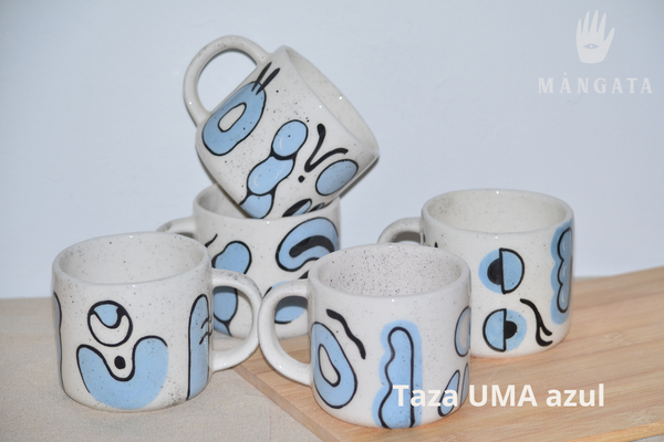 taza ceramica UMA azul